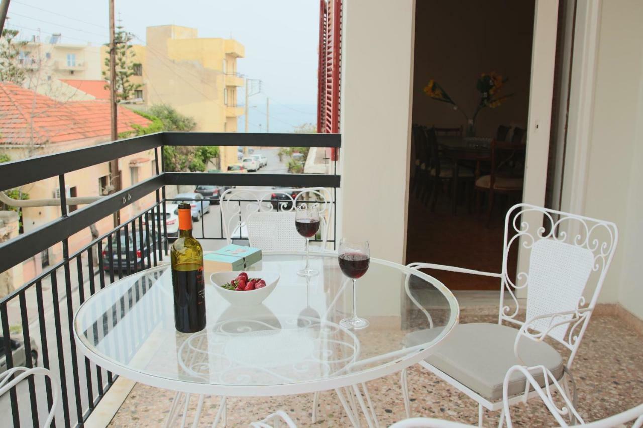 Spacious Townhouse Close To Chania Center Chrissi Akti Chania Exterior foto